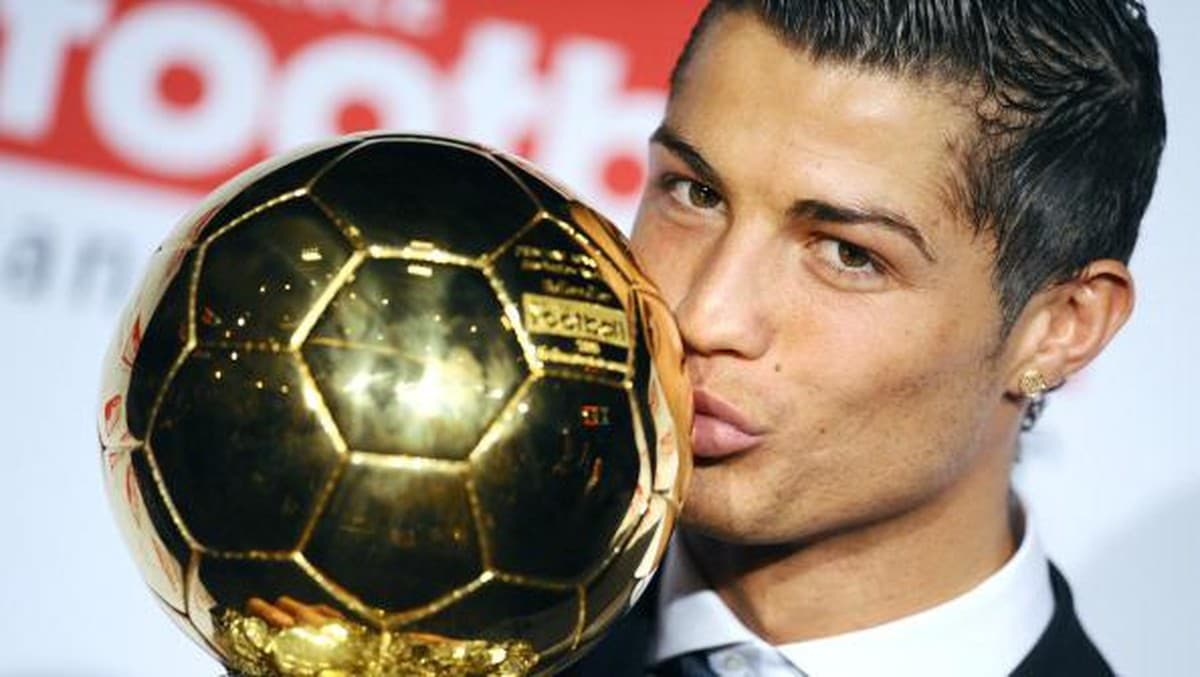 Ronaldo Juarai BOAT Ballon d'Or, Messi di Posisi Kedua