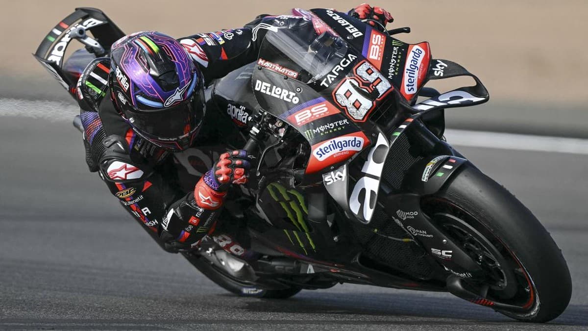 Martin Hanya 7 Menit di Practice Malaysia karena Pergelangan Tangan