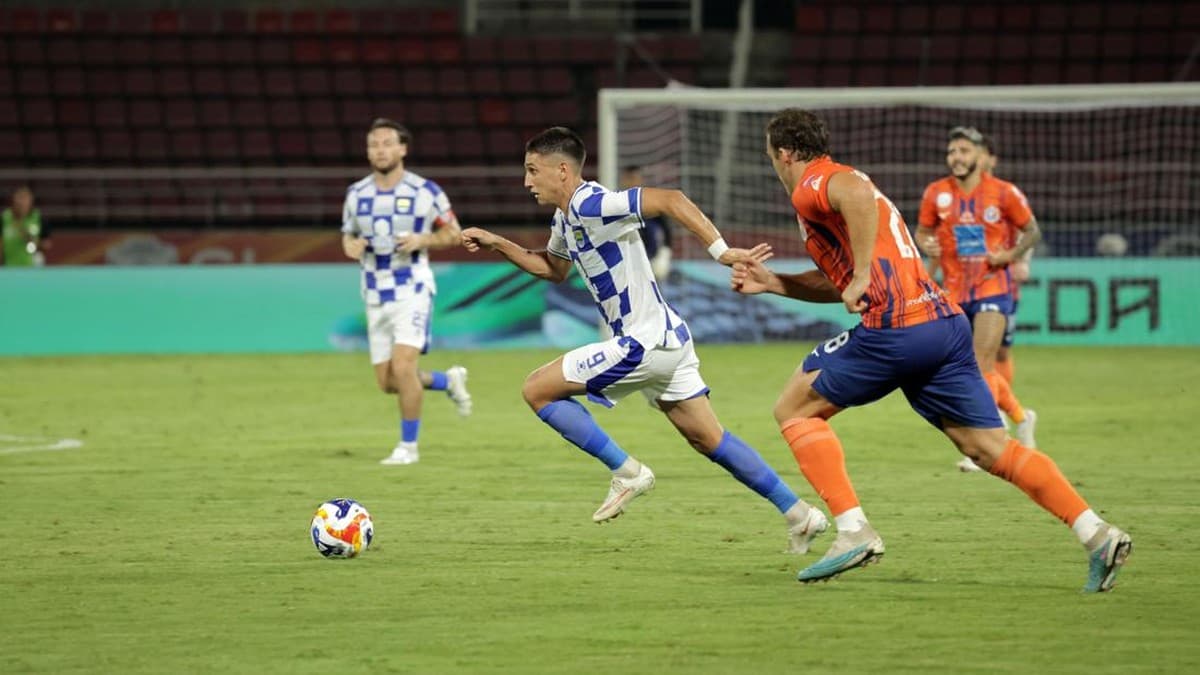 Pelatih The Cong Viettel Puji Kekuatan Persib Jelang Duel di ACL 2